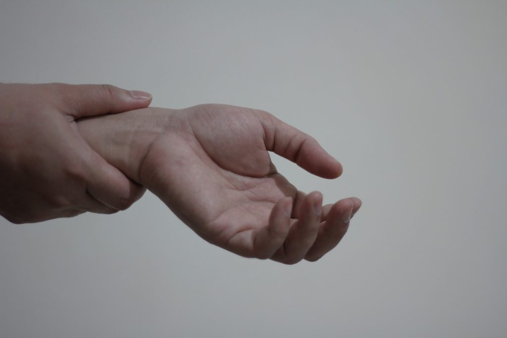 wrist pain